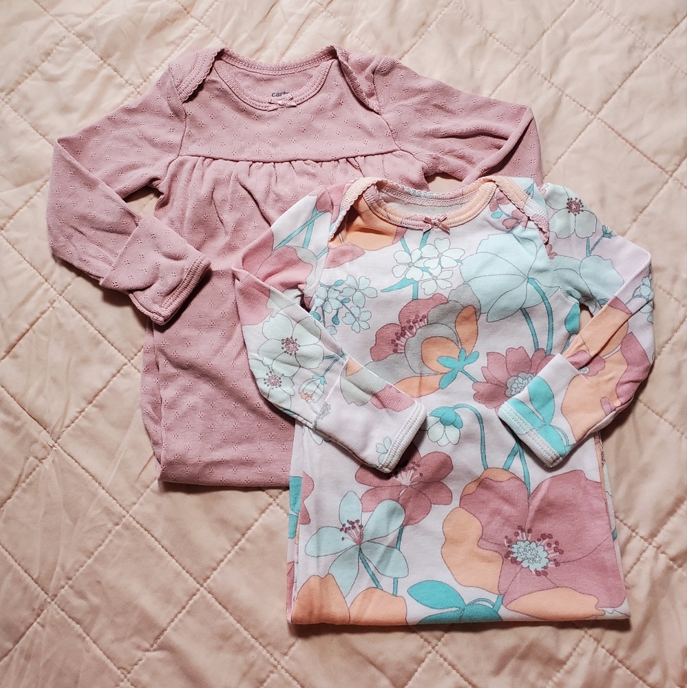 Carter's longsleeve sleepwear 2 pc gown